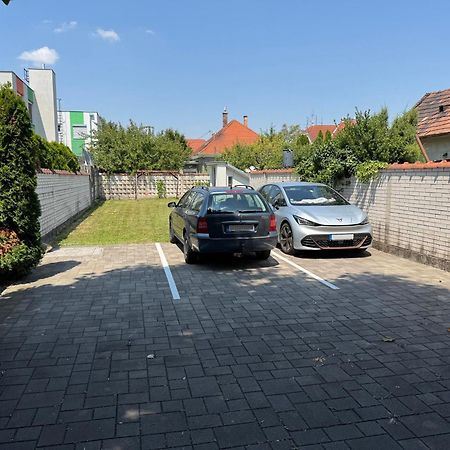 Apartmany Diana Dunajská Streda Buitenkant foto
