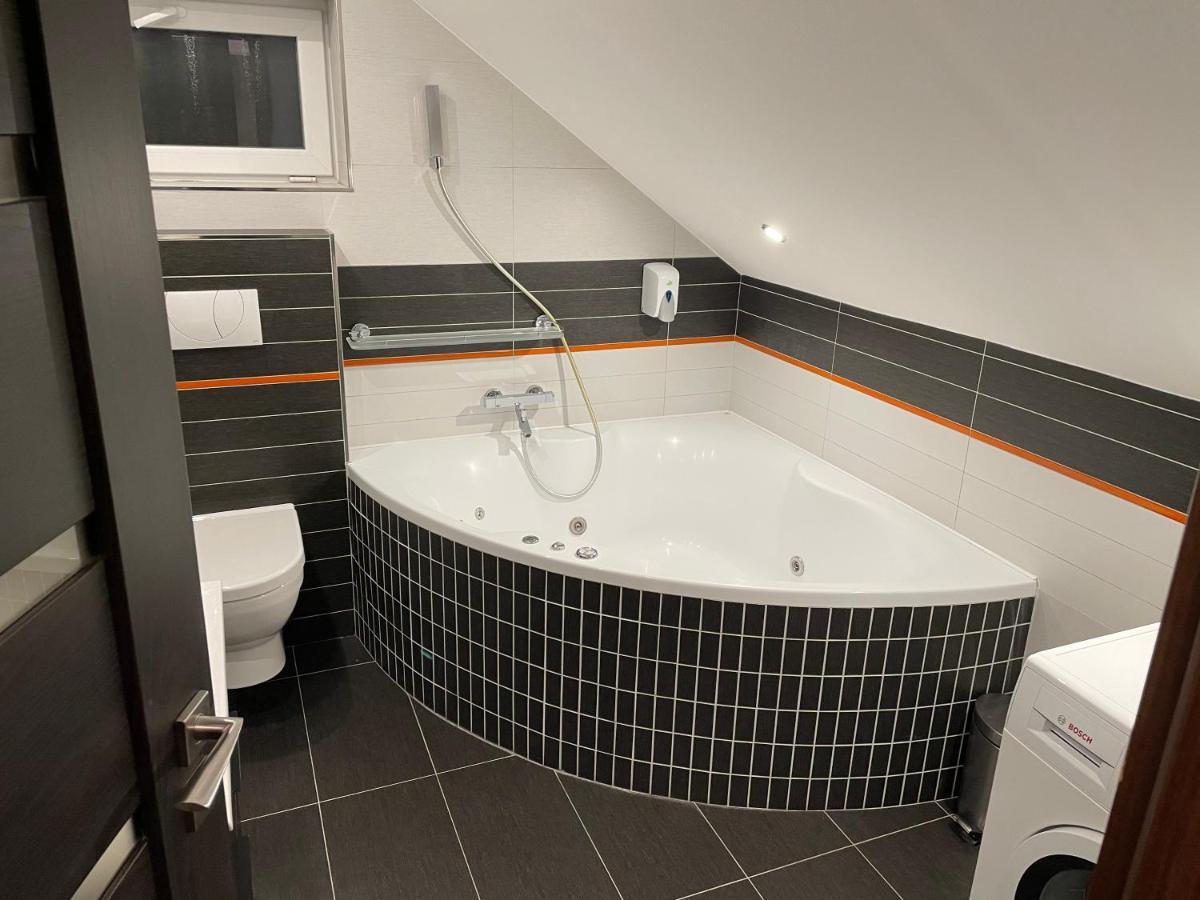 Apartmany Diana Dunajská Streda Buitenkant foto