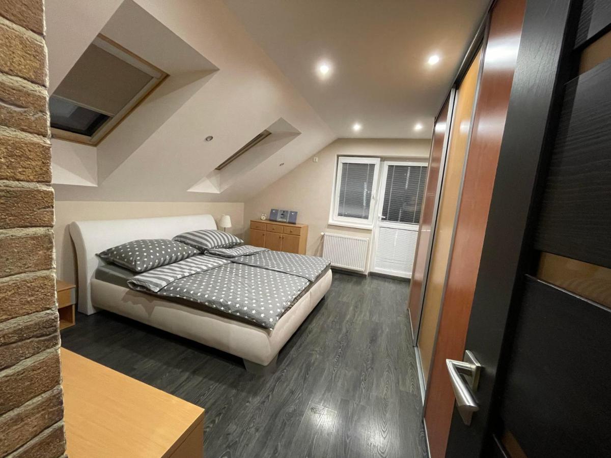 Apartmany Diana Dunajská Streda Buitenkant foto