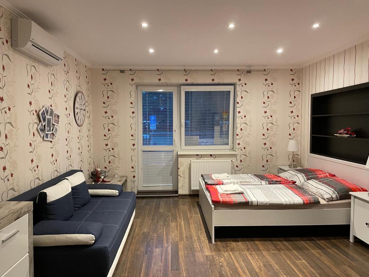 Apartmany Diana Dunajská Streda Buitenkant foto