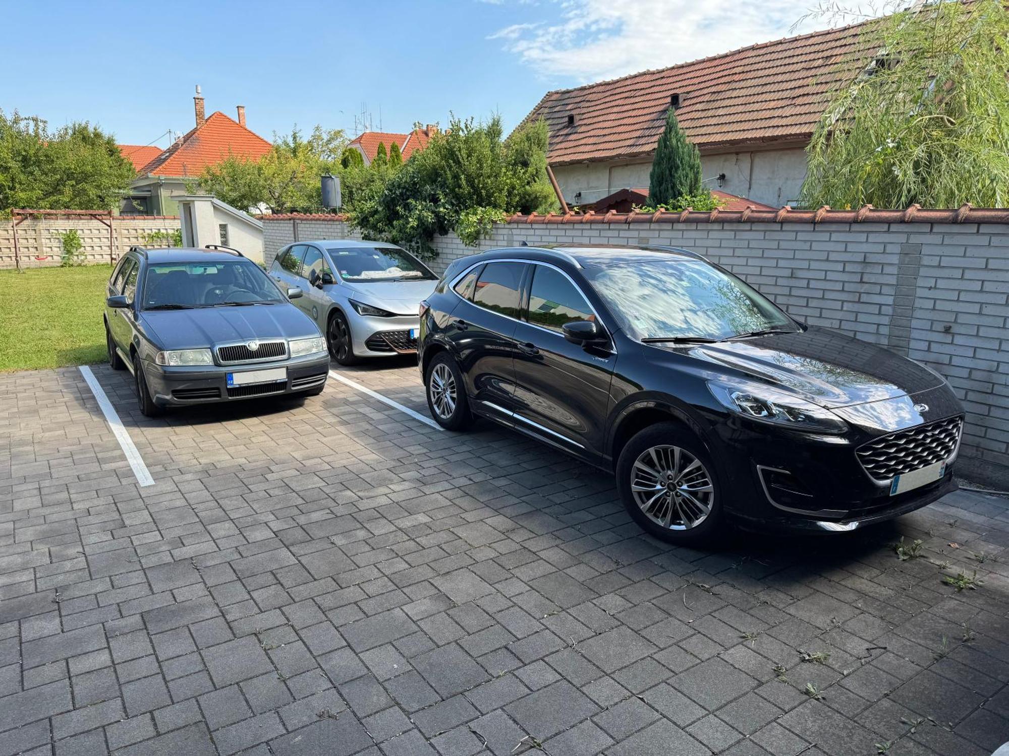 Apartmany Diana Dunajská Streda Buitenkant foto