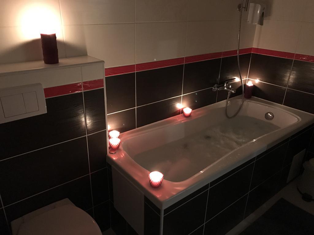 Apartmany Diana Dunajská Streda Buitenkant foto