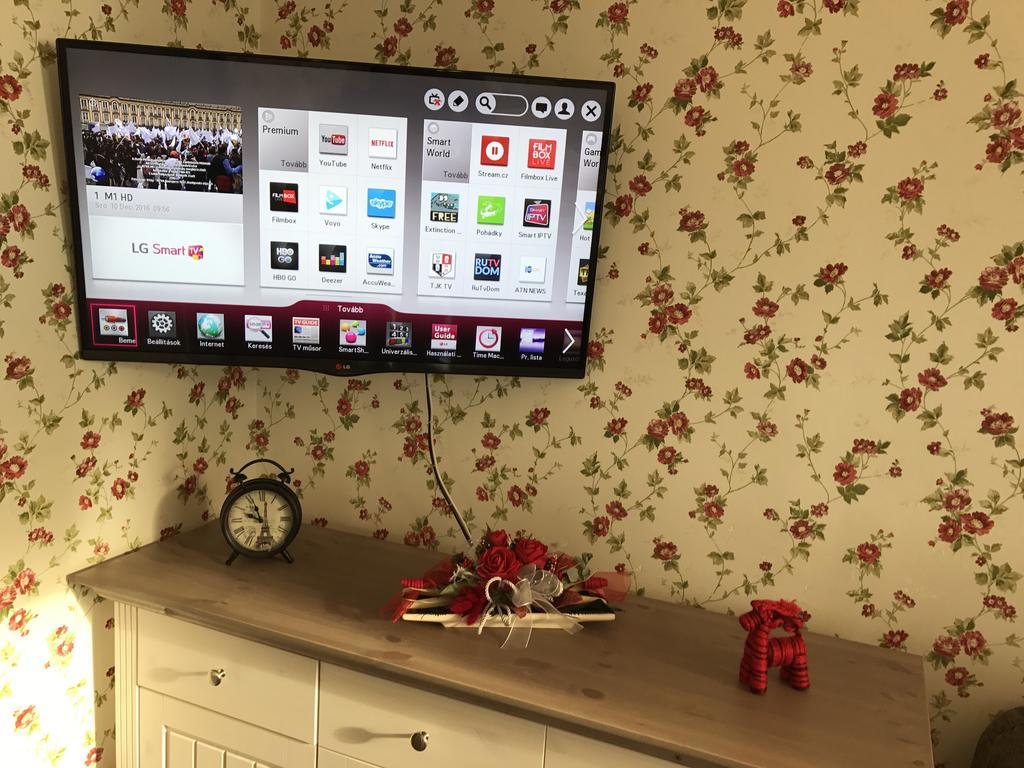 Apartmany Diana Dunajská Streda Buitenkant foto