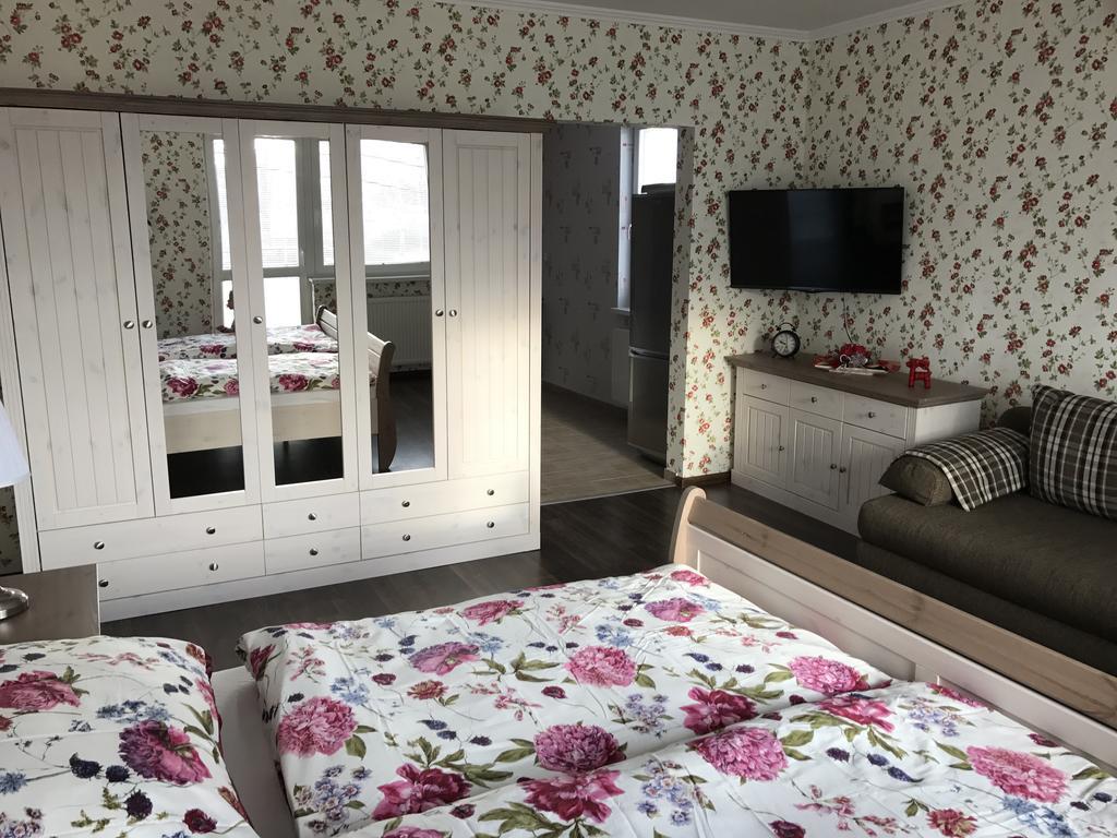 Apartmany Diana Dunajská Streda Buitenkant foto